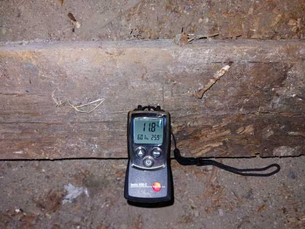 Hygromètre pour mesurer l’humidité du bois, du plâtre et d’autres matériaux